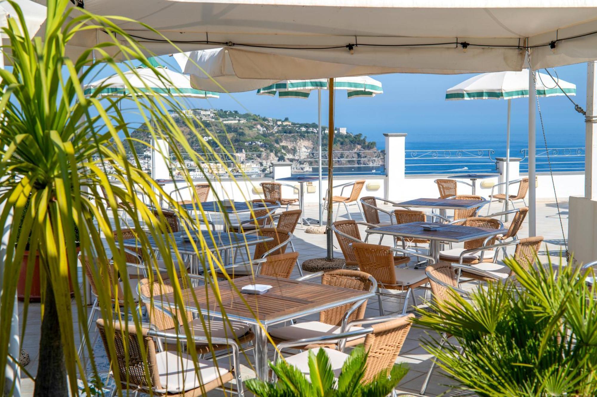 Hotel Bel Tramonto Casamicciola Terme Exterior foto